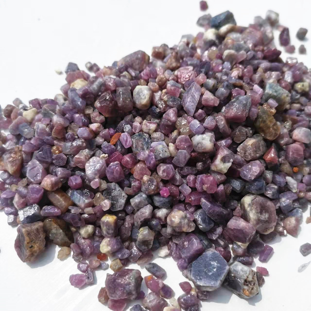 Pierres de corindon violet bru - Jewelry Making Raw Materials avis et prix