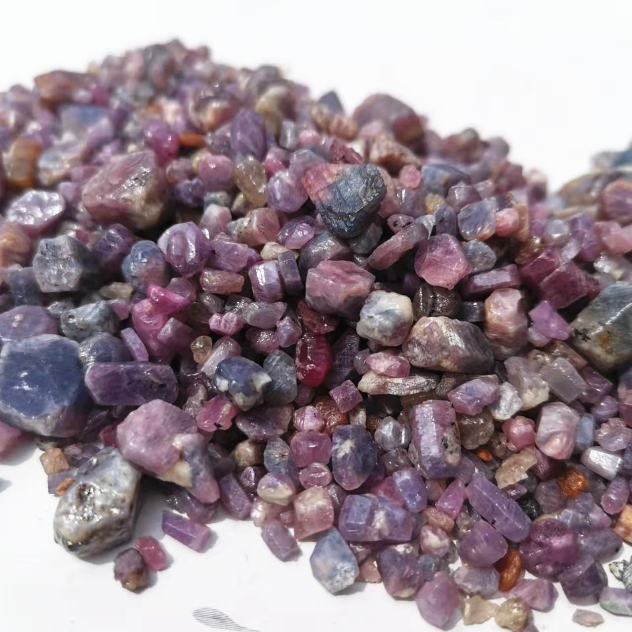Pierres de corindon violet bru - Jewelry Making Raw Materials avis et prix